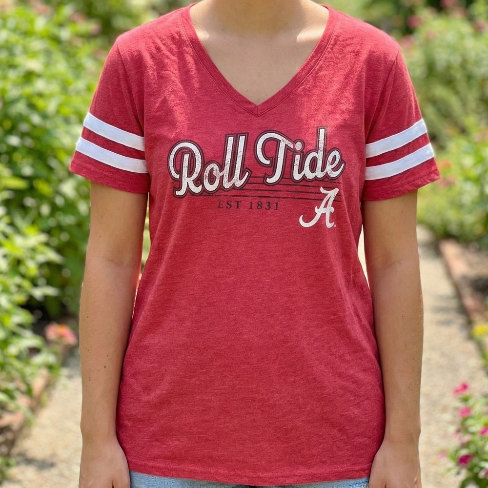 Captivating Alabama Crimson Tide Roll Tide V-Neck Graphic T-Shirt Red White L‎